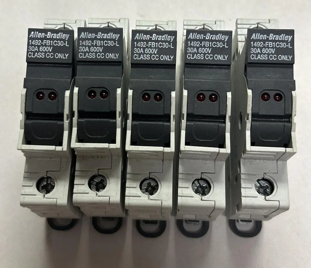 USED ALLEN-BRADLEY 1492-FB1C30-L