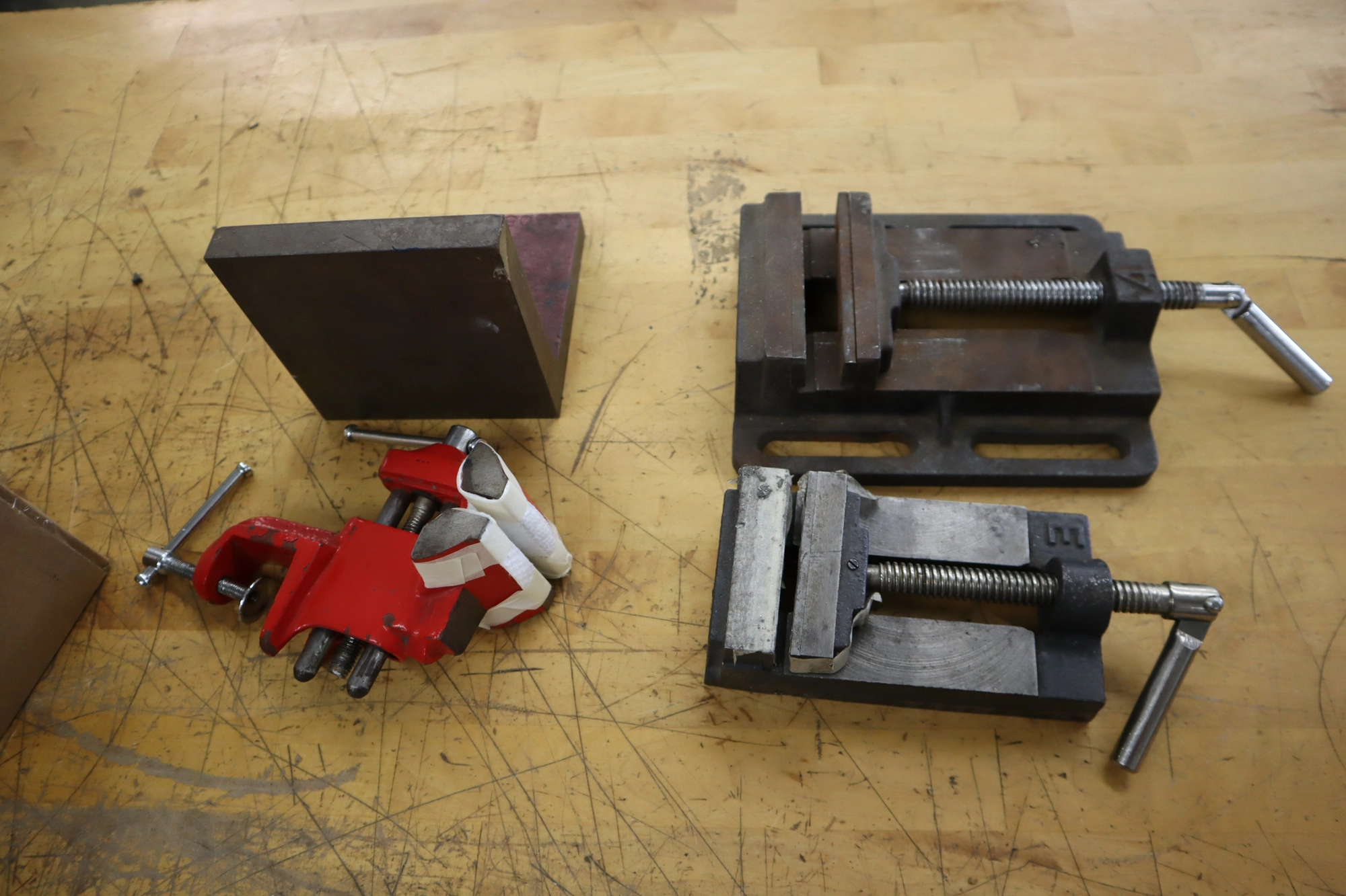 Used GENERIC GENERIC Workholding (Misc) Minnesota US | Machinesused.com #1388283