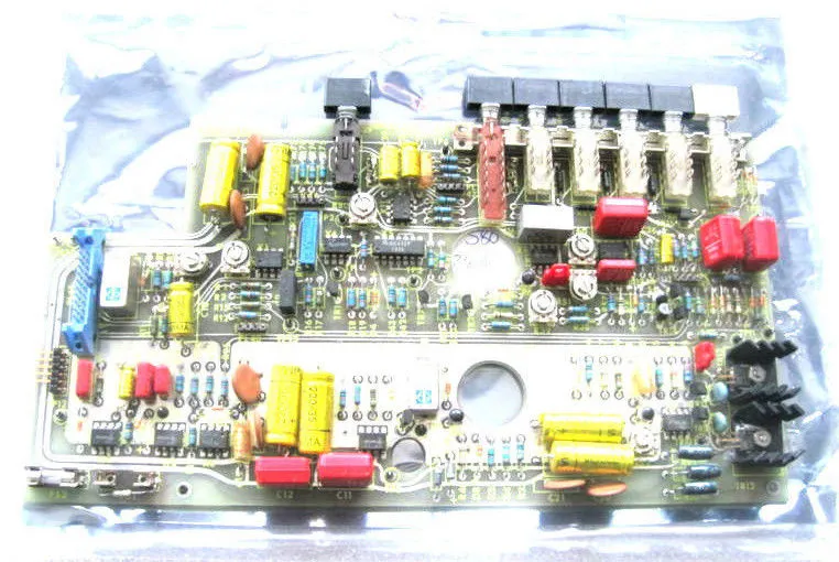 USED PERKIN ELMER 5101-3293 MODEL 580 BOARD 51013293
