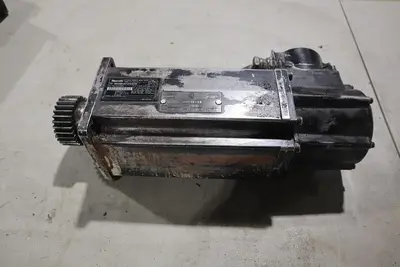REXROTH MKE098B-047-GP0-BUNN / R911330073 HAZARDOUS LOCATION SERVO MOTOR #S-668