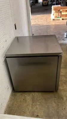 Used Hoshizaki _UNKNOWN_ Undercounter Refrigerators Illinois US | Falcon Restaurant Supply #1423148