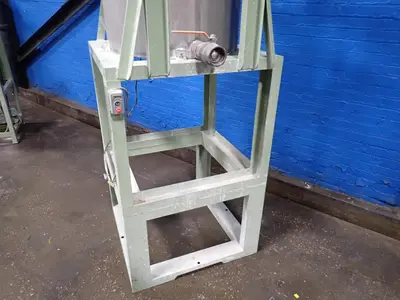 25" X 28" Mixer