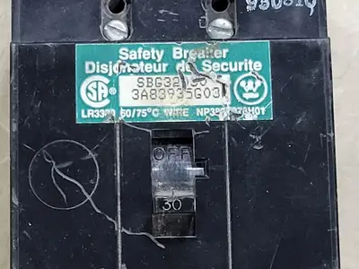 30 Amp 3 Pole Circuit Breaker