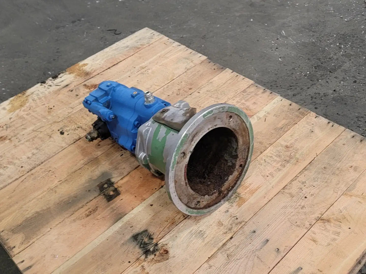 Used EATON 123AL00062A Parts (Hydraulics and Pneumatics) British Columbia CA | Lenmark #264561