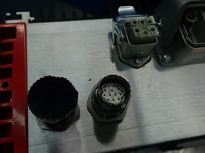 NEW SEW SERVODRIVE PHC21AA075M1E31A00