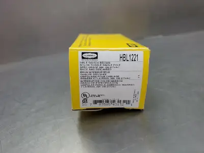USED Hubbell HBL1221