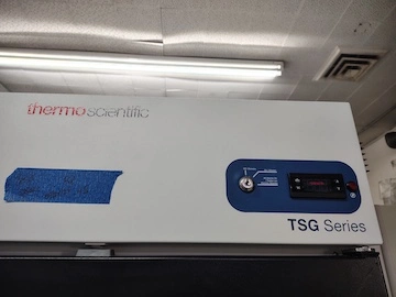 Used THERMO SCIENTIFIC _UNKNOWN_ Lab Refrigerators California US | Biotech Equipment Sales #1488855