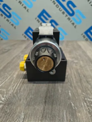 Used PARKER D3FBA32MC0NKW018 Solenoid Valves South Carolina US | ESS Industrial Equipment Sales #1267177