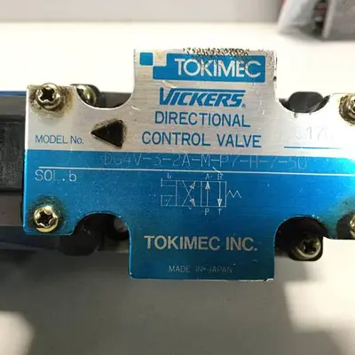 USED VICKERS DG4V32AMP7H750
