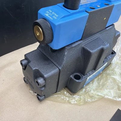 NEW Eaton DG5V-8-H-2C-M-U-H-10