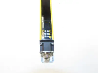 Schmersal SLC440-ER-0890-14-01 Safety Light Curtain Transmitter & Receiver Set