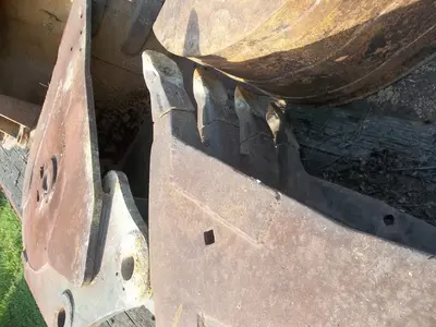Used C AND P FITS NEW HOLLAND EC160 Earth Buckets North Carolina US | Levan Equipment #1546347