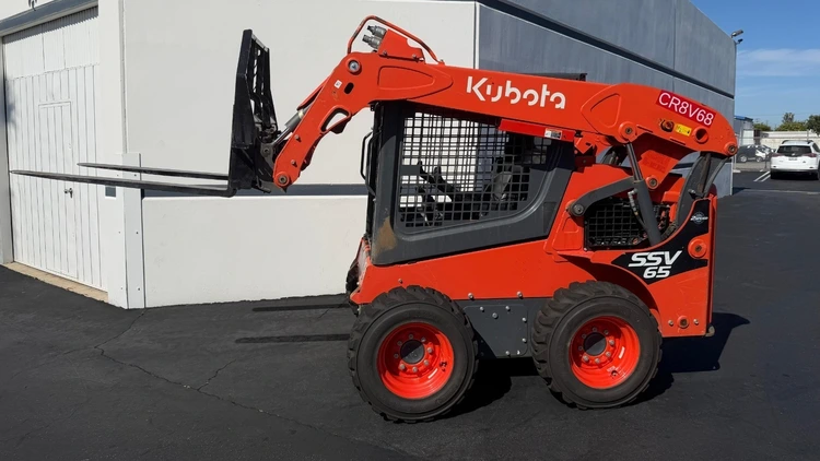 Used 2023 Kubota SSV65 Skid Steer Loaders California US | Rubbl #991423