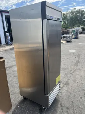 New | in-Stock KRATOS 69K-765HC Freezers Florida US | BAM Discount Restaurant Equipment #1373130