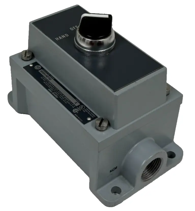 ALLEN BRADLEY 800H-R3HA7 PUSHBUTTON STATION SER. X PRE-OWNED UNUSED SURPLUS