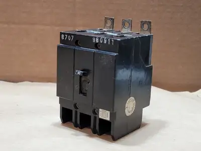 40 Amp 3 Pole 600 Volts Circuit Breaker
