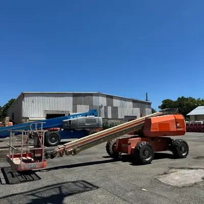 USED 2015 JLG 600S