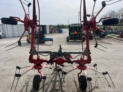 WALTON 4 BASKET TEDDER Tedder | County Equipment Company LLC (5)