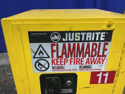Used JUSTRITE 890420 Cabinets Ohio US | HGR 24 #1460149