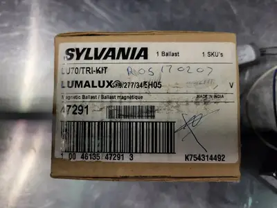 NEW SYLVANIA LU70/TRI-KIT