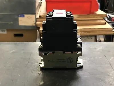USED ALLEN-BRADLEY 700-N800A1
