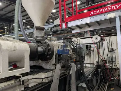 2015 CINCINNATI MILACRON MS725 Injection Molding Horizontal/Vertical | Machinery Network (33)