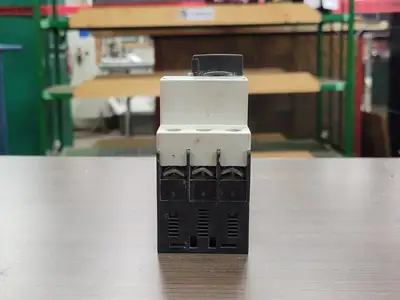 Used SIEMENS 3RV1021-1KA10 Switchgears British Columbia CA | Lenmark #242721
