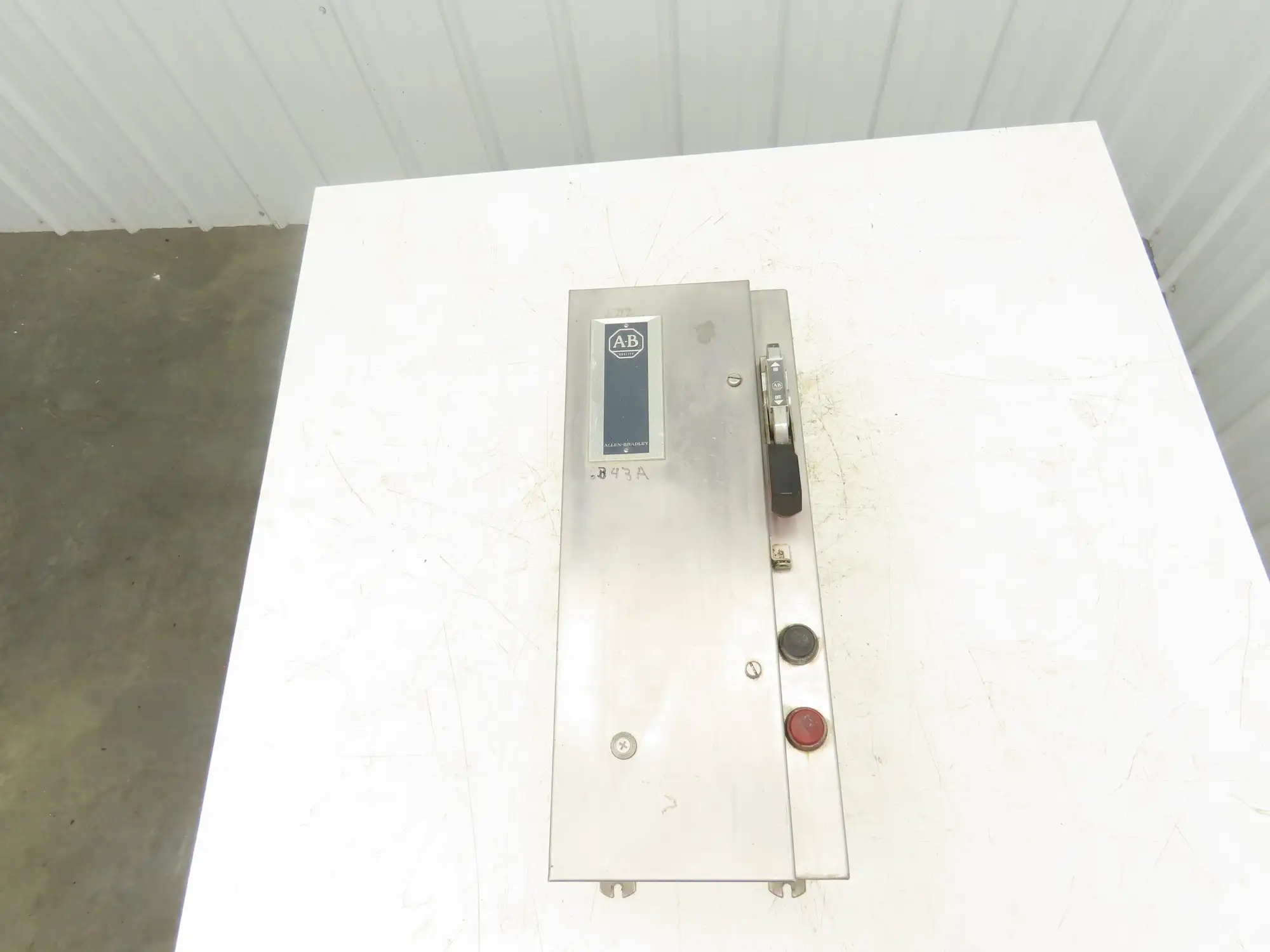 Allen Bradley 512-BCA-24 Combination Starter NEMA Size 1 Stainless 10HP 600V 3ph