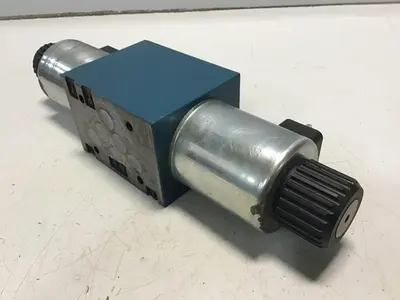 USED BOSCH 0 810 001 731