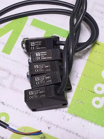 Used OMRON E3Z-D61 Sensors | SMT Resource #489675