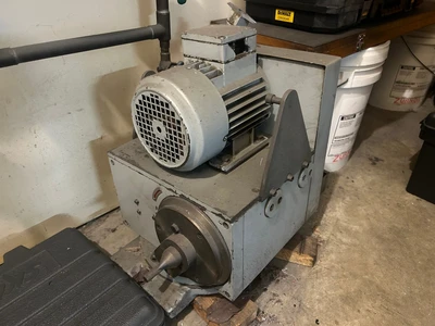 1989 To Hostivar BUAJ 28-630 Automatic Cylindrical Grinder