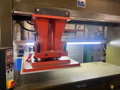 SIMARD TW-588 Die Cutting Presses | Universal Press & Machinery (UPM) (7)
