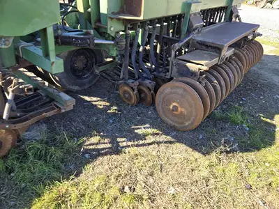 USED 1988 GREAT PLAINS 2SF30