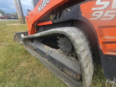 USED 2019 KUBOTA SVL95-2SHFC
