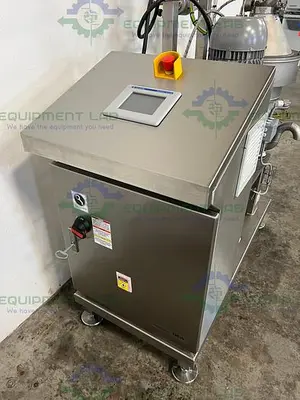 USED GEA WESTFALIA SEPARATOR EASYSCALE 10 UNIT W/ GEA EASYSCALE 10.C, CONTROLLER