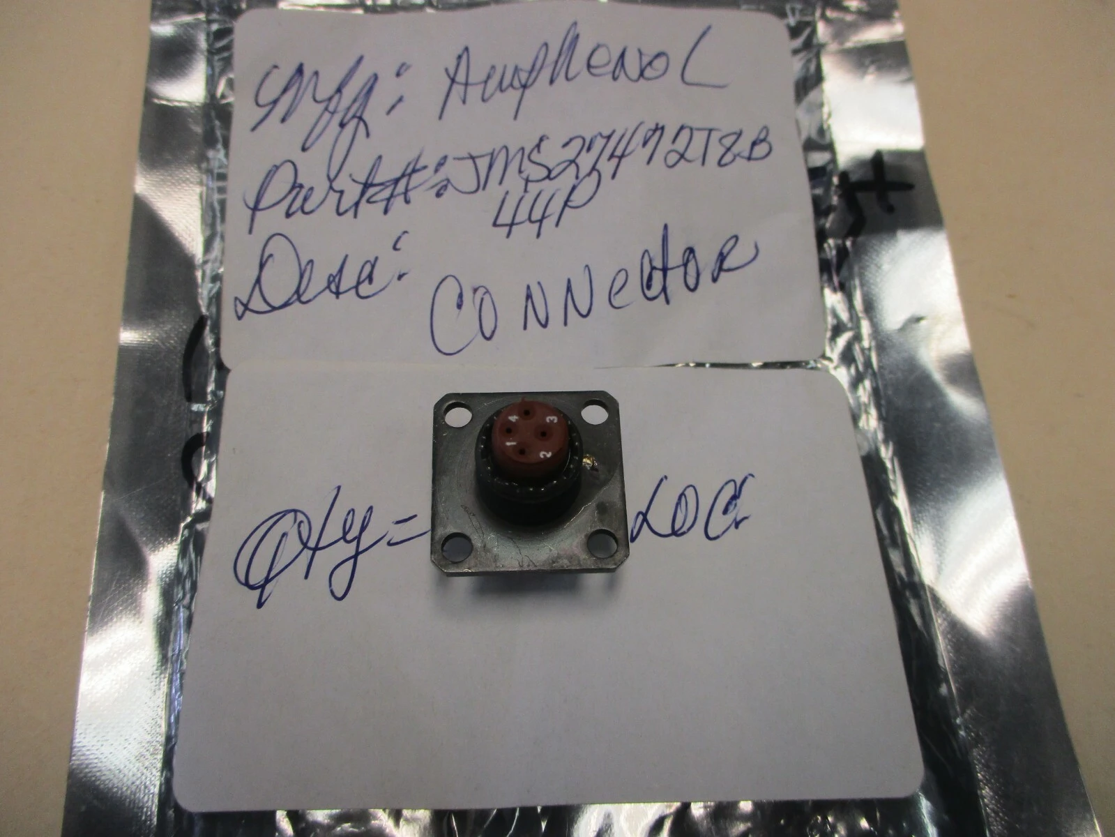 NEW Amphenol JMS27472T8B44P
