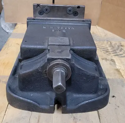 Used LW CHUCK MILLING VISE Misc Industrial Equipment Kentucky US | Aucto #687600
