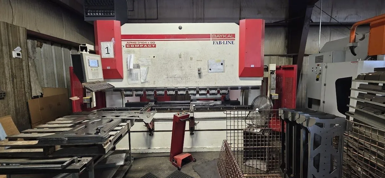 Used 2013 BAYKAL APHS 3104x90 Press Brakes Wisconsin US | Mac-Tech #1418184
