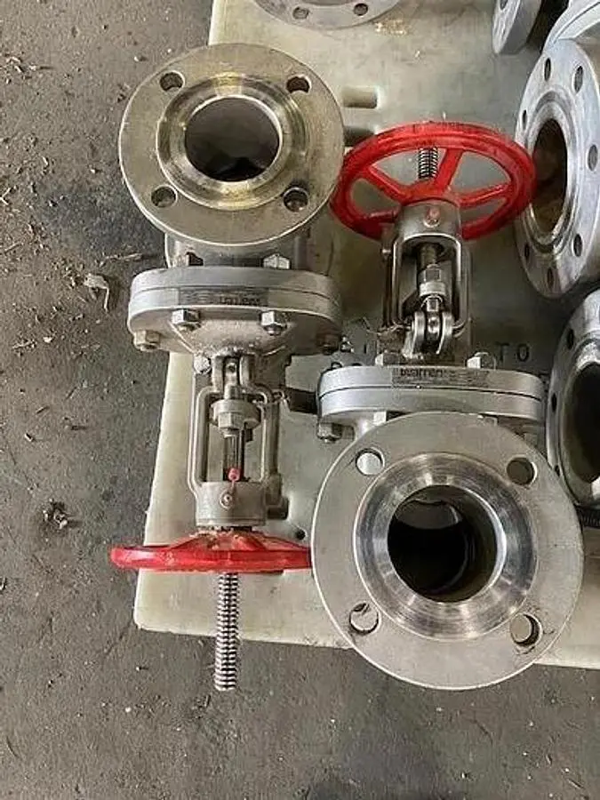 WARREN GATE VALVE SIZE 4 S/S (TWO AVAILABLE)