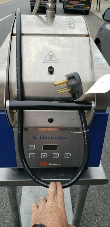 Used Electrolux Does Not Apply Sandwich Machines New York US | Direct Kitchen Equipment #1045931