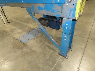 New London Engineering 7.5"x12' Plastic Roller Belt Accumulating Conveyor 30 FPM