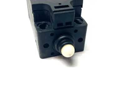 USED PHOENIX CONTACT DOOR POSITION SWITCH