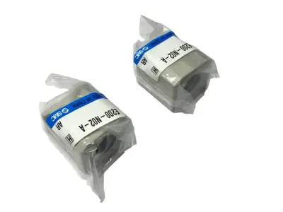 NEW SMC PNEUMATIC ADAPTER 1/4" PORTS LOT OF 2