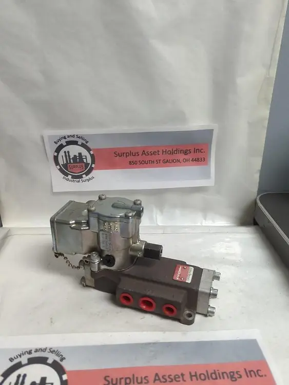Used SCHRADER BELLOWS L4852610253 Solenoid Valves | Surplus Asset Holdings #1219803