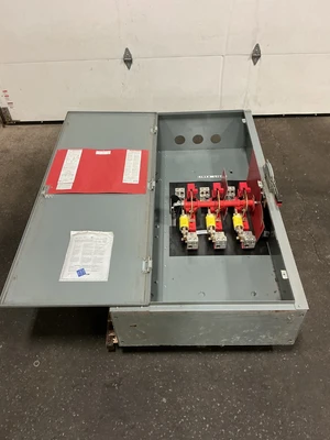 Used Square D H367 Relays & Switches Ohio US | Equipment Recovery Corp. #1330692
