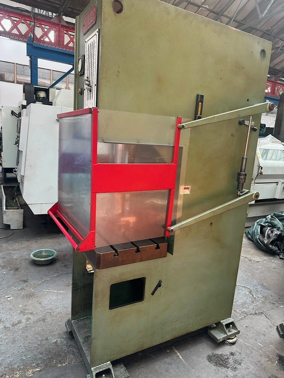 Used HARE _UNKNOWN_ C-Frame Presses GB | Blue Diamond Machine Tools #1423027