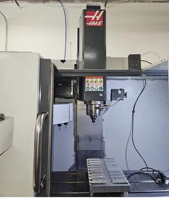 2017 HAAS Super Mini Mill 2 Vertical Machining Centers | Machinery Resources International (4)