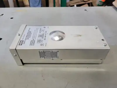 NEW HUBBELL HBL16