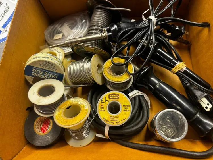 Used _UNKNOWN_ _UNKNOWN_ Soldering Supplies Ohio US | Myron Bowling Auctioneers Inc #1507942