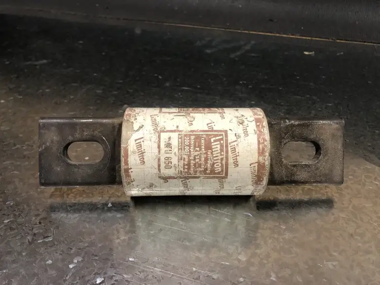 Used BUSSMANN KTU-650 Misc Electrical & Power Parts British Columbia CA | Lenmark #251219